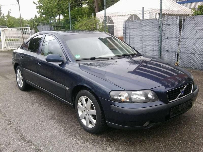 Dark blue pear metallic Gebraucht 2004 Volvo S60 Limousine | 999 € (Guter Preis) - Bild 1/4