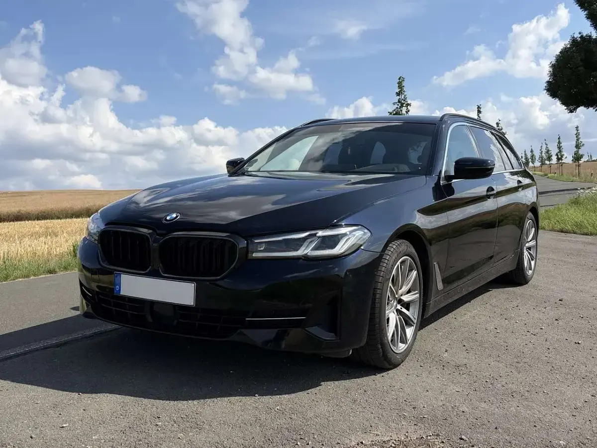 Gebraucht BMW 540 Sport Line 333 PS (244 kW) 2020 Schwarz Kombi