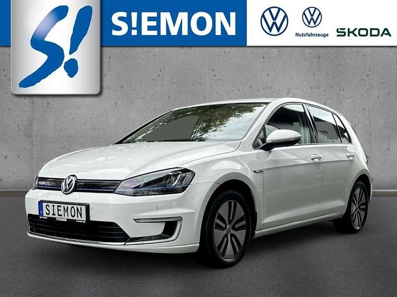 Weiß Gebraucht 2015 VW Golf Limousine | 9.530 € (Fairer Preis) - Bild 1/4