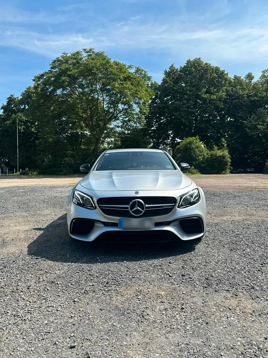 Gebraucht Mercedes E63S AMG AMG 612 PS (450 kW) 2017 Silber Limousine