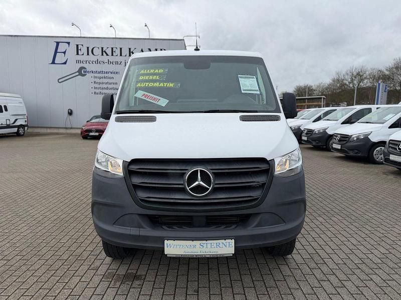 Gebraucht Mercedes Sprinter 163 PS (119 kW) 2021 Weiß Van