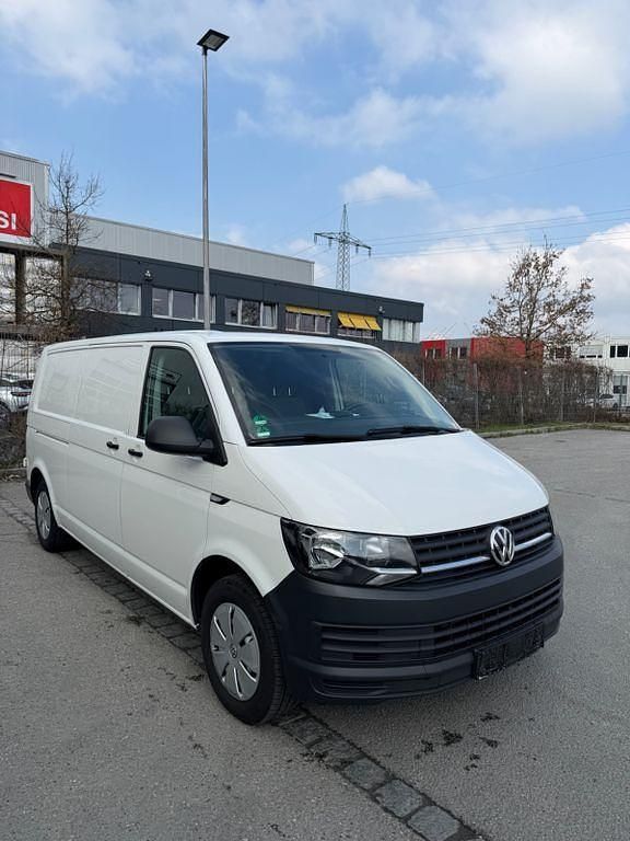 Gebraucht VW Transporter 150 PS (110 kW) 2019 Weiß Van