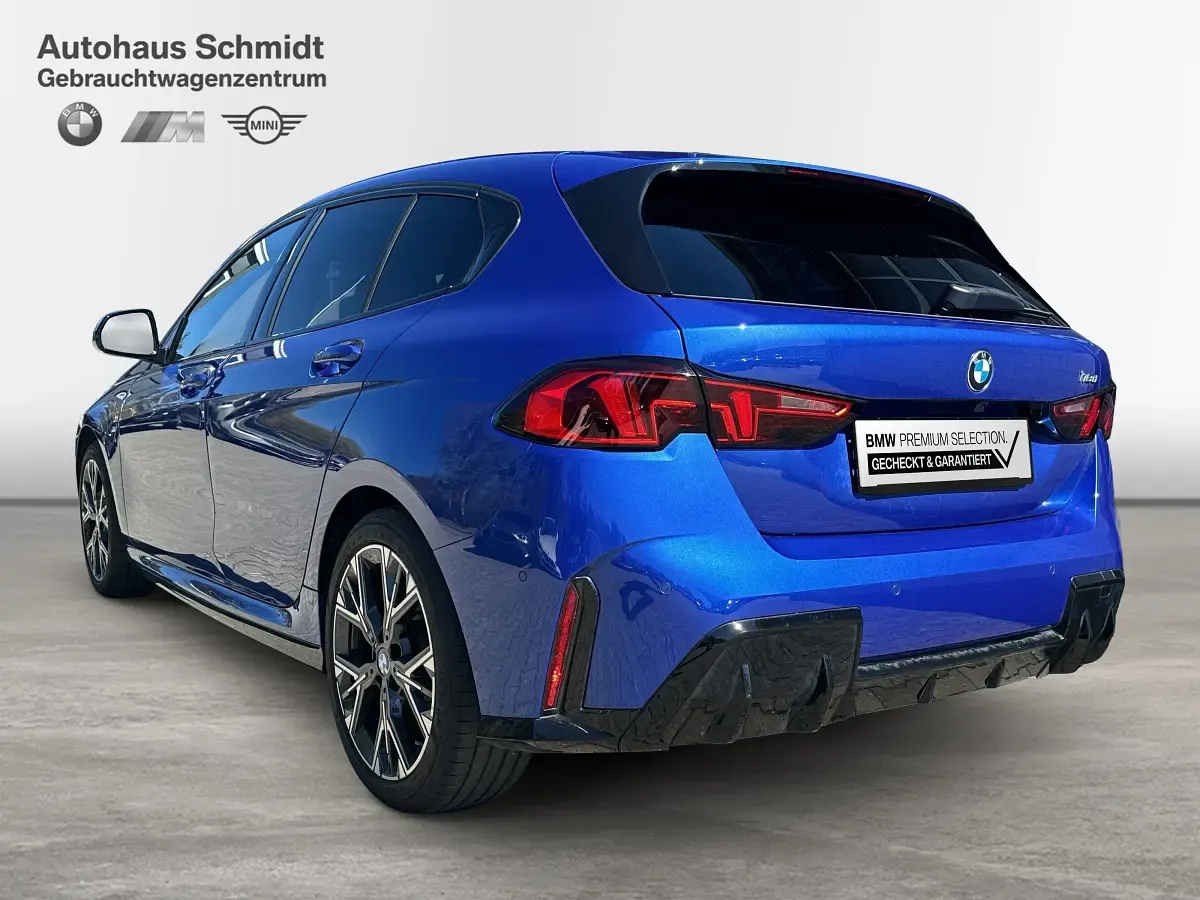 Gebraucht BMW 118 Efficient Dynamics 150 PS (110 kW) 2025 Blau Kleinwagen