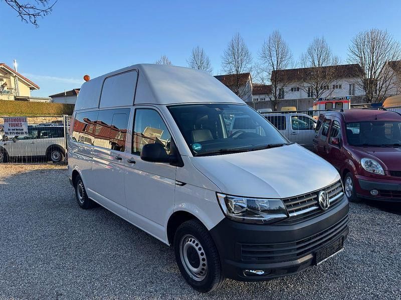 Gebraucht VW Transporter 150 PS (110 kW) 2019 Weiß Van