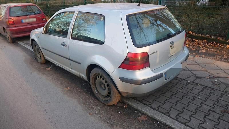 Gebraucht VW Golf IV 75 PS (55 kW) 2000 Silber Limousine