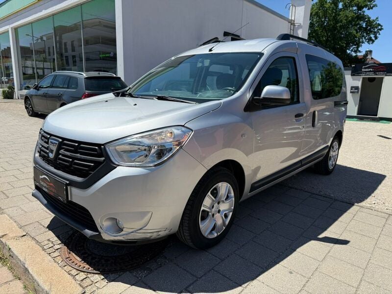 Silber Gebraucht 2017 Dacia Dokker Lauréate Van | 7.990 € (Guter Preis) - Bild 1/4