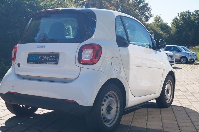 Gebraucht Smart ForTwo Electric Drive 60 kW (82 PS) 2020 Tridionsicherheitszelle weiss Coupé