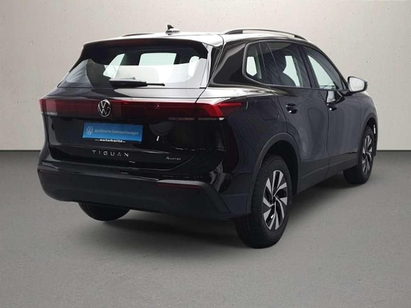 Neu VW Tiguan 204 PS (150 kW) 2025 Grenadillschwarz metallic SUV