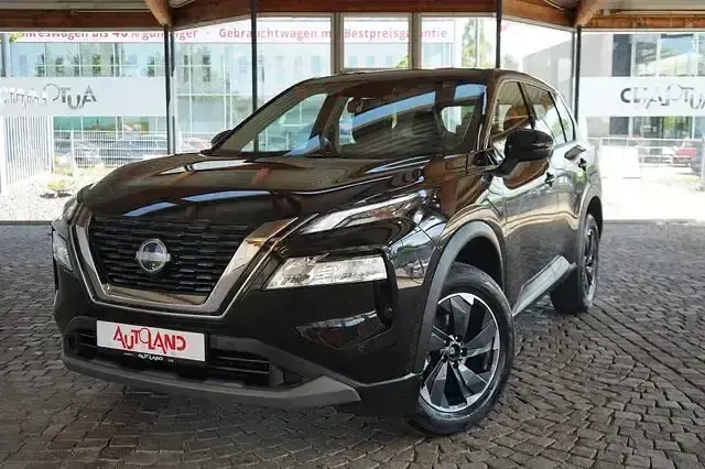 Neu Nissan X-Trail Acenta 163 PS (119 kW) 2026 Diamantschwarzmet. SUV