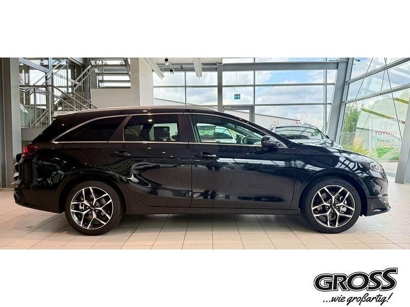 Gebraucht Kia Ceed Sportswagon 140 PS (102 kW) 2025 Schwarz Kombi