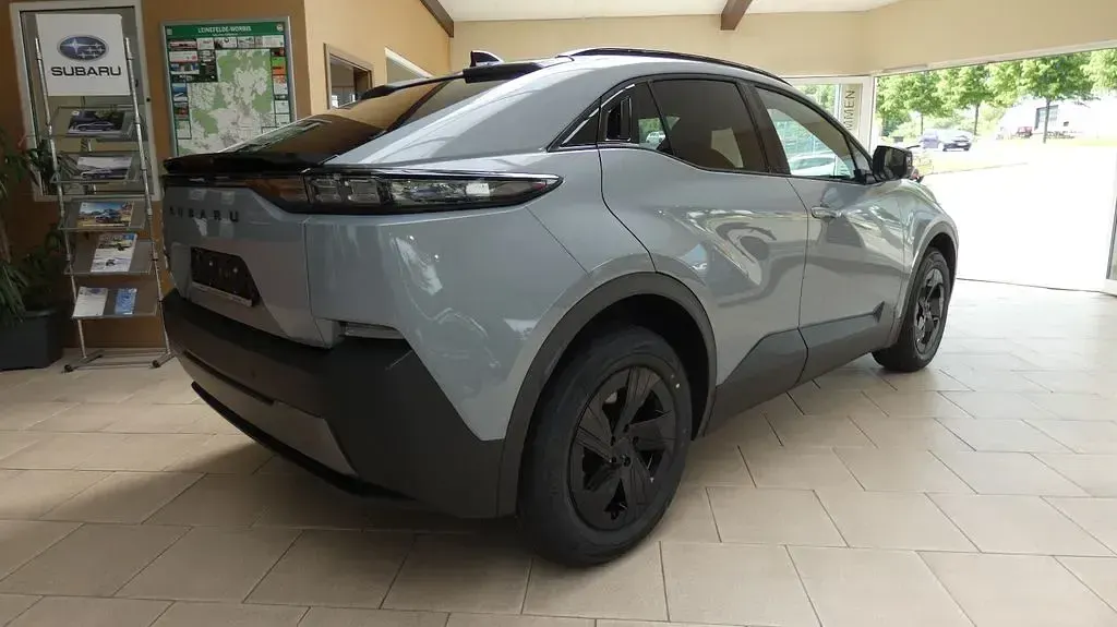 Neu Subaru Uncharted Active 164 kW (224 PS) 2026 Grau SUV
