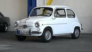 Weiß Gebraucht 1963 Fiat 750 Kleinwagen | 39.950 € - Bild 1/4