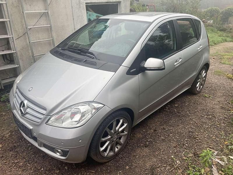 Gebraucht Mercedes A160 82 PS (60 kW) 2010 Grau Kleinwagen