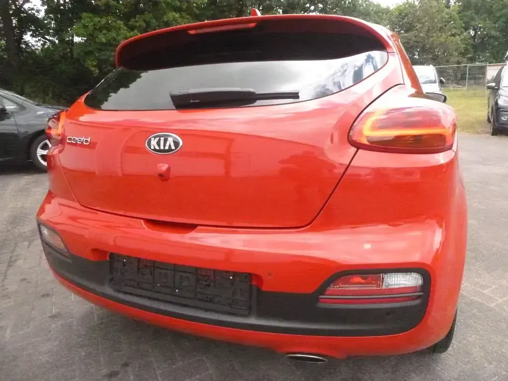 Gebraucht Kia ProCeed 135 PS (99 kW) 2017 Rot Kleinwagen