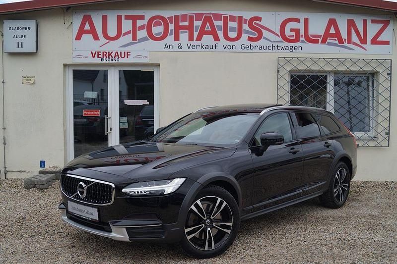Onyx black / metallic Gebraucht 2018 Volvo V90 CC Basis Kombi | 26.999 € (Guter Preis) - Bild 1/4