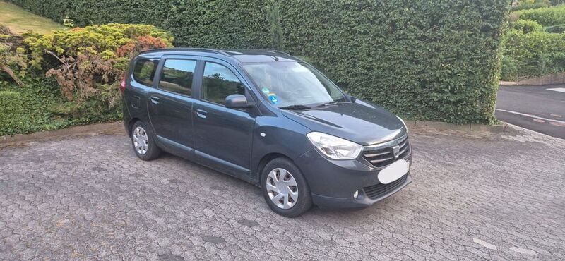Schwarz Gebraucht 2013 Dacia Lodgy Prestige Van / Kleinbus | 2.900 € (Etwas zu teuer) - Bild 1/4