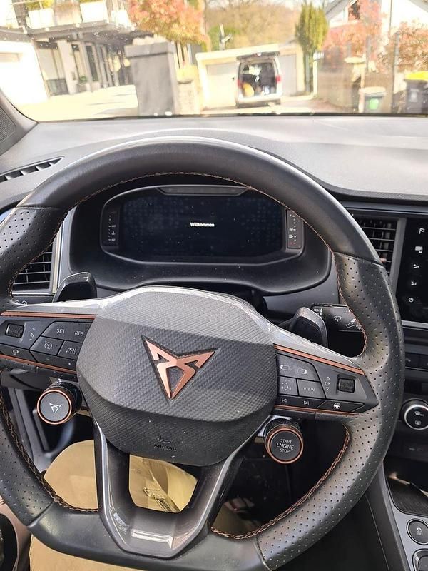 Usata Cupra Ateca 300 CV (220 kW) 2023 Nero SUV