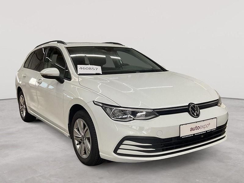 Pure white Gebraucht 2022 VW Golf VIII Life Kombi | 17.590 € (Guter Preis) - Bild 1/4