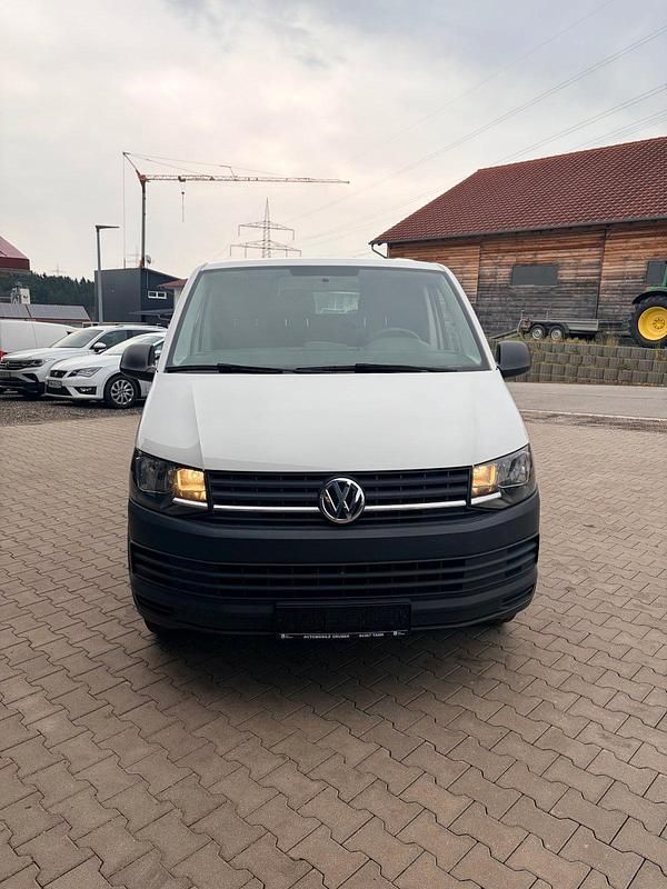 Gebraucht VW Transporter 102 PS (75 kW) 2018 Weiß Van