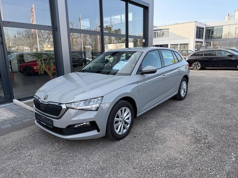 Gebraucht Skoda Scala Selection 150 PS (110 kW) 2024 Grau Kleinwagen