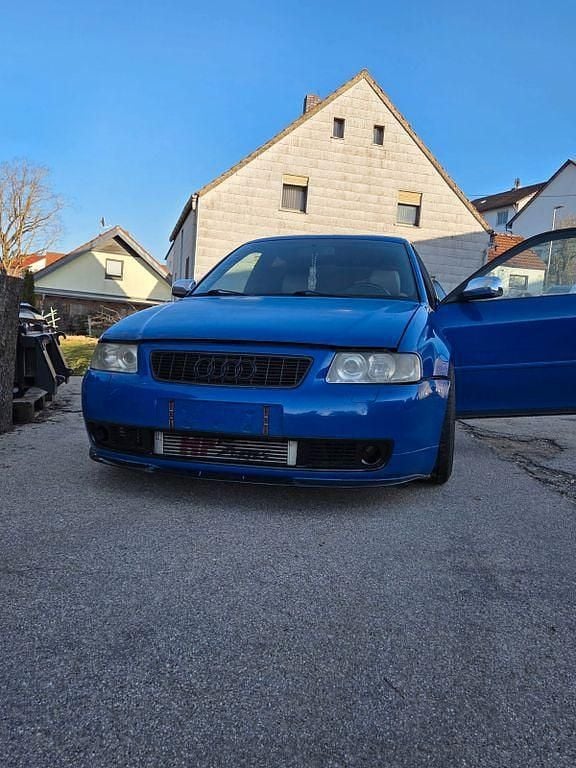 Gebraucht Audi S3 Sport 209 PS (153 kW) 2001 Blau Kleinwagen