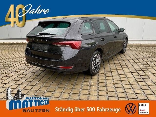 Schwarz Gebraucht 2020 Skoda Octavia Ambition Limousine | 23.860 € (Teuer) - Bild 1/4