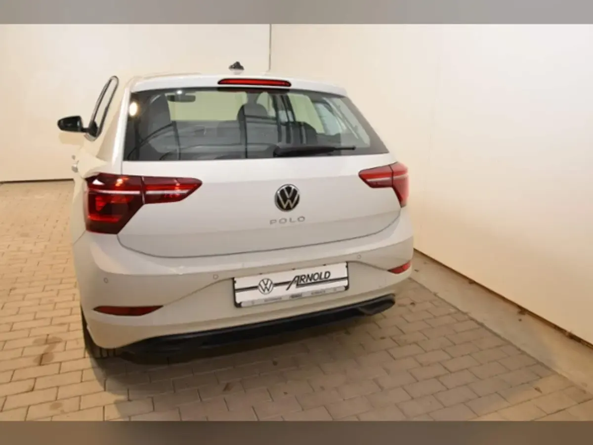 Gebraucht VW Polo Style 95 PS (69 kW) 2022 Ascotgrau Kleinwagen