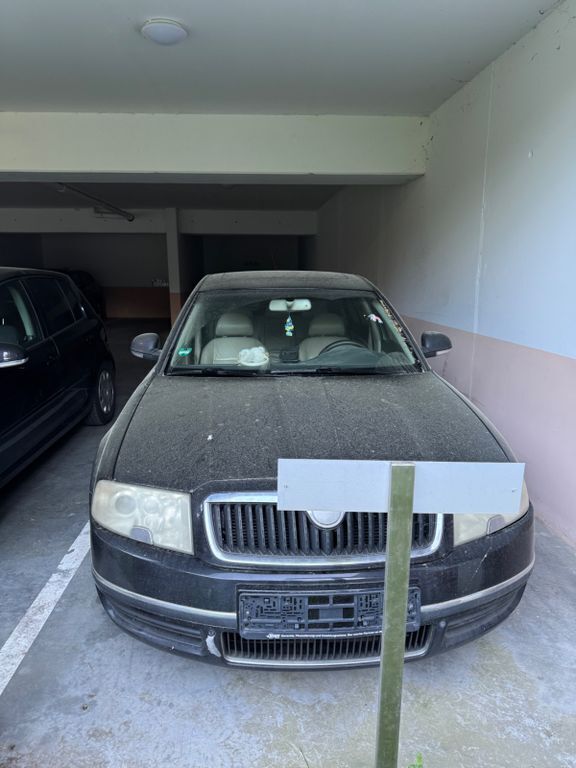 Schwarz Gebraucht 2007 Skoda Superb Comfort Limousine | 2.300 € (Fairer Preis) - Bild 1/1