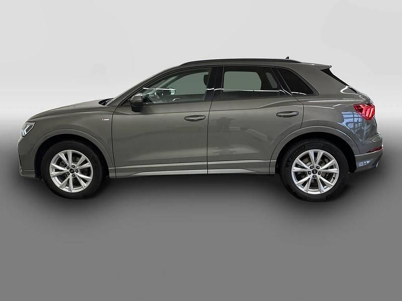 Gebraucht Audi Q3 S-Line 150 PS (110 kW) 2023 Grau SUV