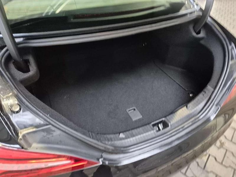 Gebraucht Mercedes CLA200 156 PS (114 kW) 2018 Schwarz Coupé