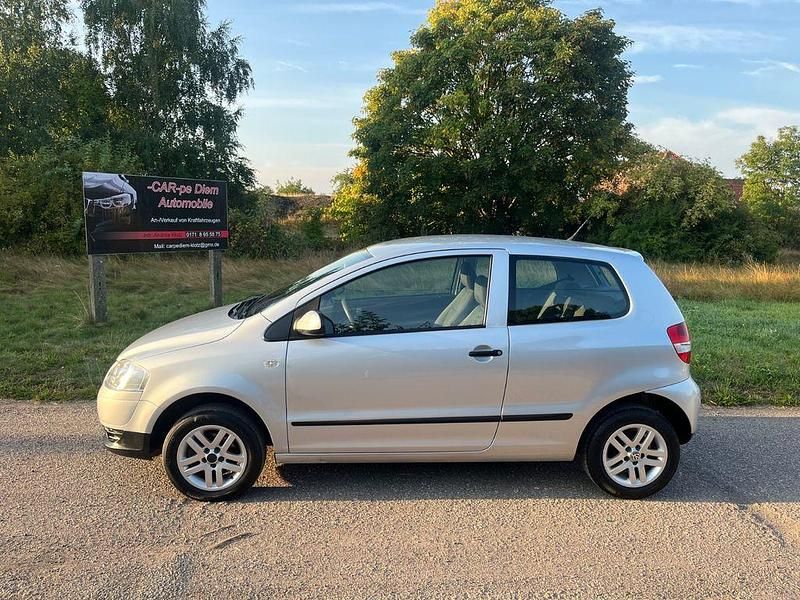 Silber Gebraucht 2008 VW Fox Kleinwagen | 1.799 € (Fairer Preis) - Bild 1/4