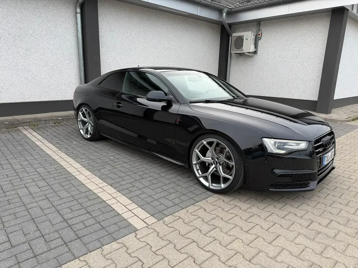 Second-hand Audi A5 S-line plus 245 CP (180 kW) 2012 Negru Coupe