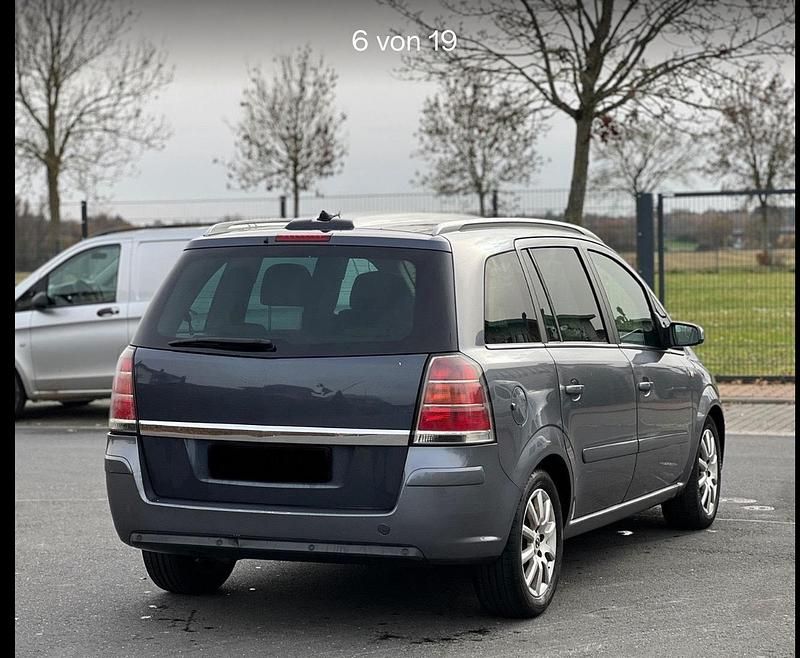 Gebraucht Opel Zafira 2005 Grau Van / Kleinbus