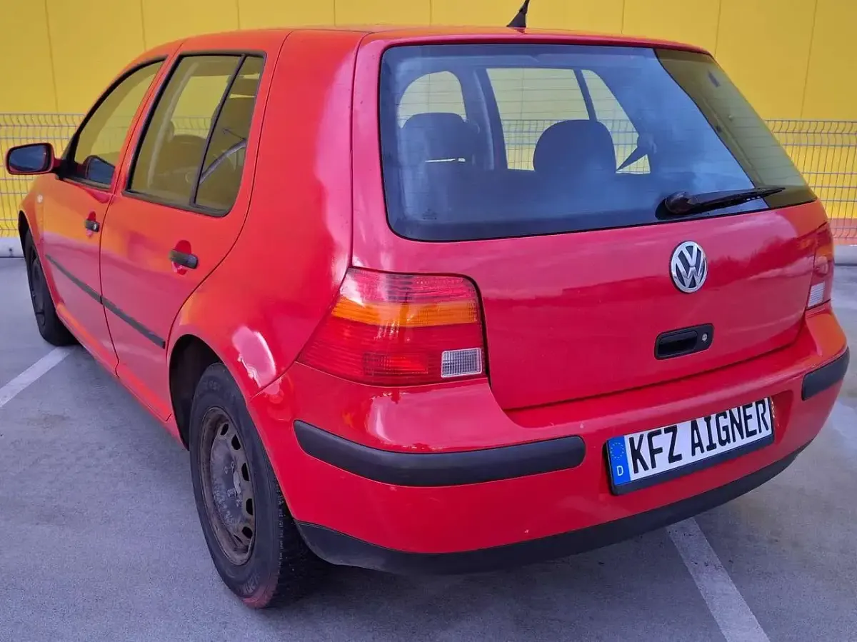 Brugt VW Golf III 75 HK (55 kW) 1999 Rød Sedan