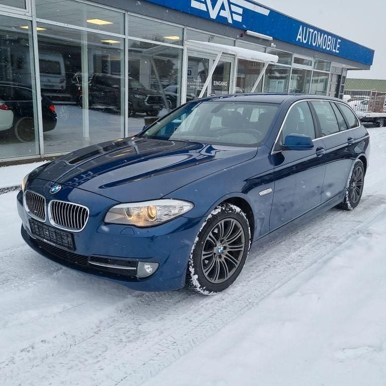Blau Gebraucht 2010 BMW 520 Kombi | 6.600 € (Superpreis) - Bild 1/4