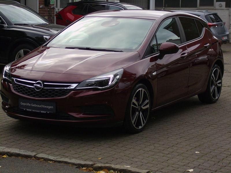 Gebraucht Opel Astra Edition 150 PS (110 kW) 2019 Rot Limousine