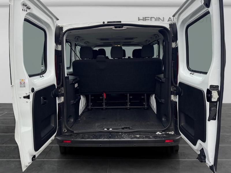 Gebraucht Renault Trafic Life 120 PS (88 kW) 2019 Gletscherweiss Van / Kleinbus