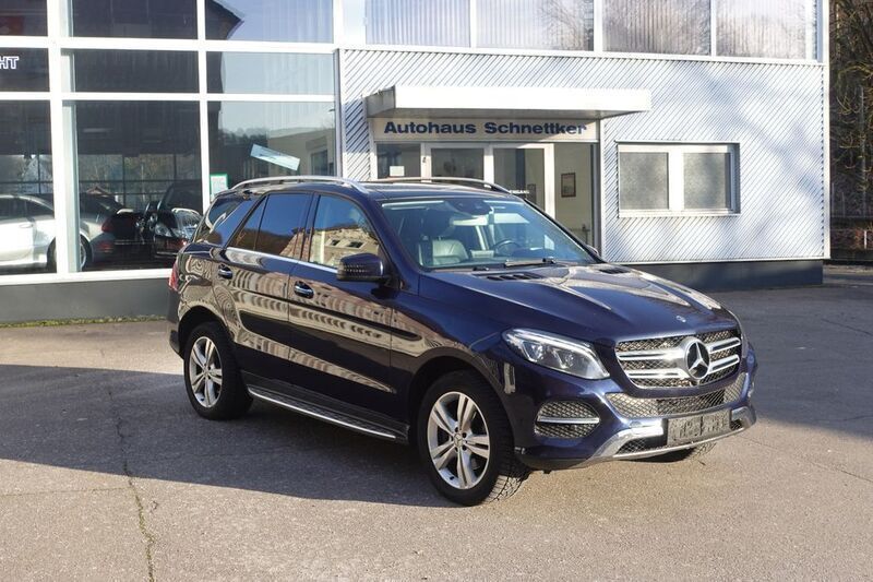 Gebraucht Mercedes GLE350 258 PS (189 kW) 2018 Cavansitblau  metalliclack (metallic) SUV