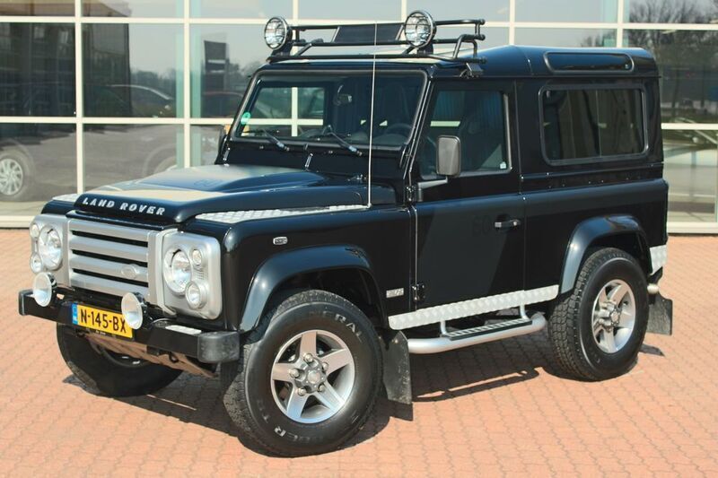 Gebraucht Land Rover Defender 122 PS (89 kW) 2008 Schwarz SUV