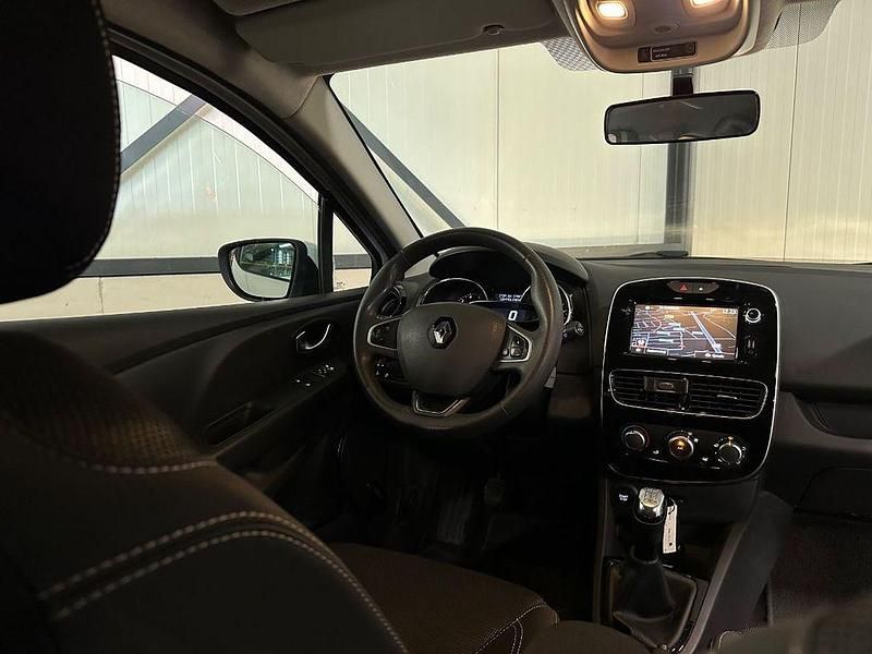 Gebraucht Renault Clio IV Zen 88 PS (64 kW) 2018 Weiß Limousine