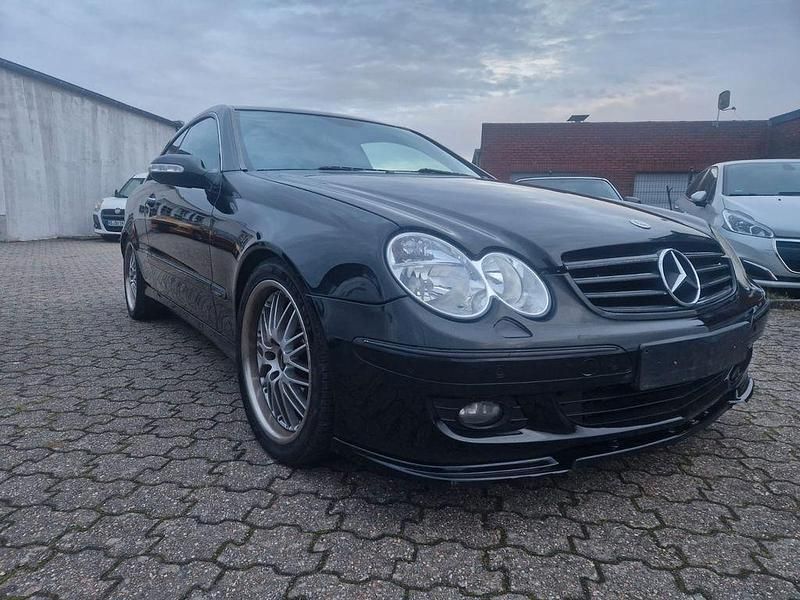 Schwarz Gebraucht 2007 Mercedes CLK200 Avantgarde Coupé | 6.990 € (Fairer Preis) - Bild 1/4