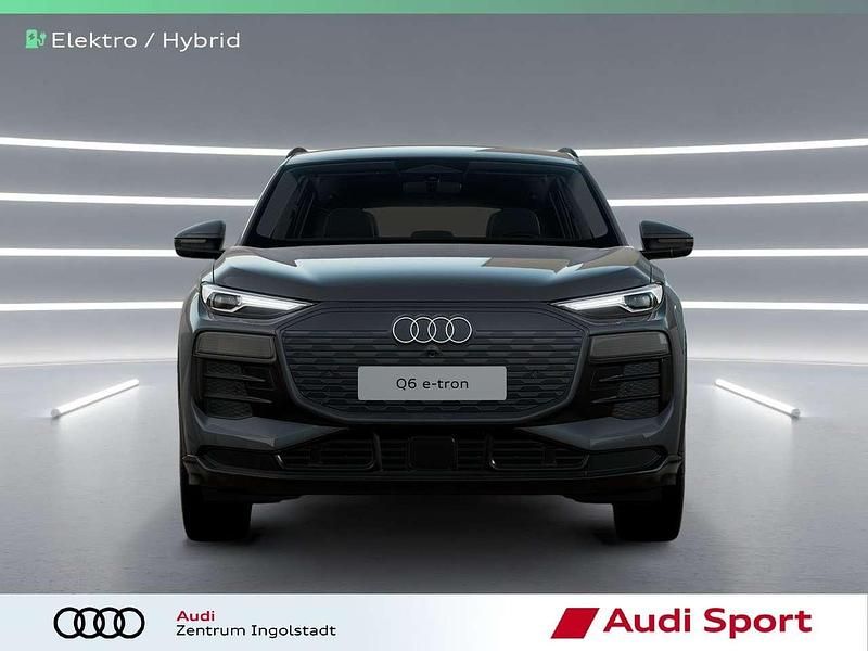Neu Audi Q6 e-tron 185 kW (252 PS) 2025 Magnetgrau SUV