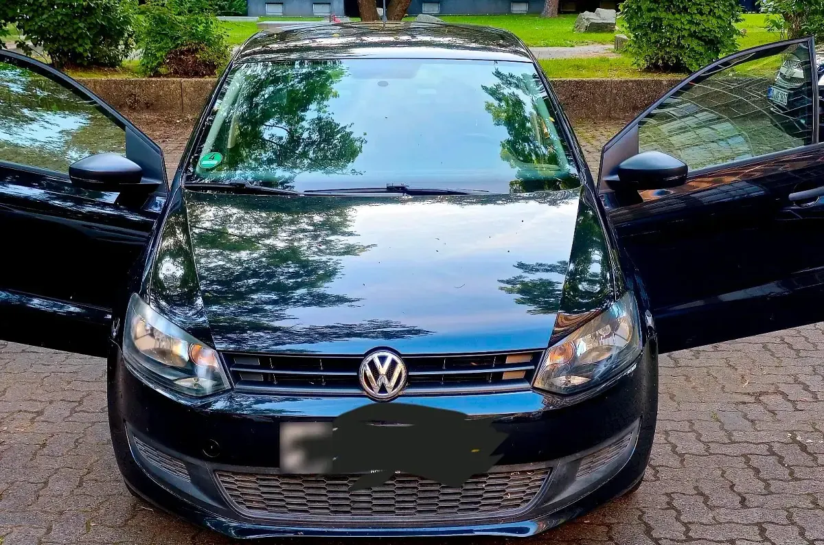 Gebraucht VW Polo 75 PS (55 kW) 2009 Schwarz Kleinwagen