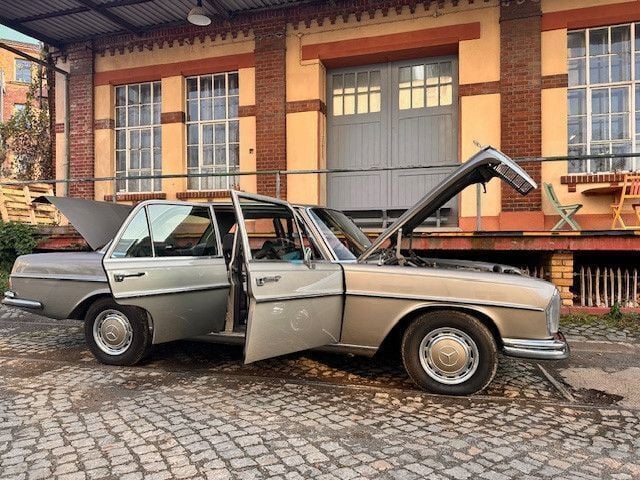 Gebraucht Mercedes 280 SE 160 PS (117 kW) 1973 Grau Limousine