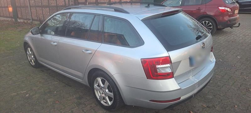 Gebraucht Skoda Octavia 150 PS (110 kW) 2017 Silber Kombi