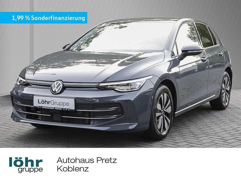 Delfingrau metallic Gebraucht 2024 VW Golf VIII Goal Limousine | 29.480 € (Superpreis) - Bild 1/3