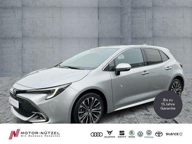 Gebraucht Toyota Corolla Team 140 PS (102 kW) 2023 Silber Limousine