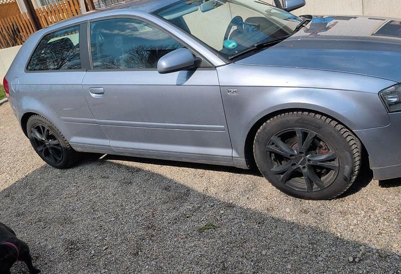 Gebraucht Audi A3 Attraction 105 PS (77 kW) 2006 Grau Kleinwagen