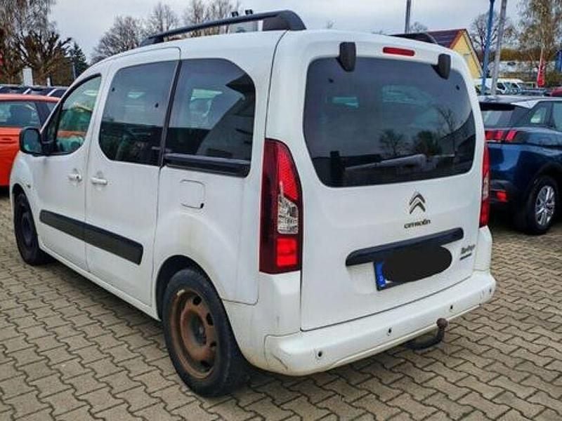 Gebraucht Citroën Berlingo 111 PS (81 kW) 2013 Weiß Van / Kleinbus