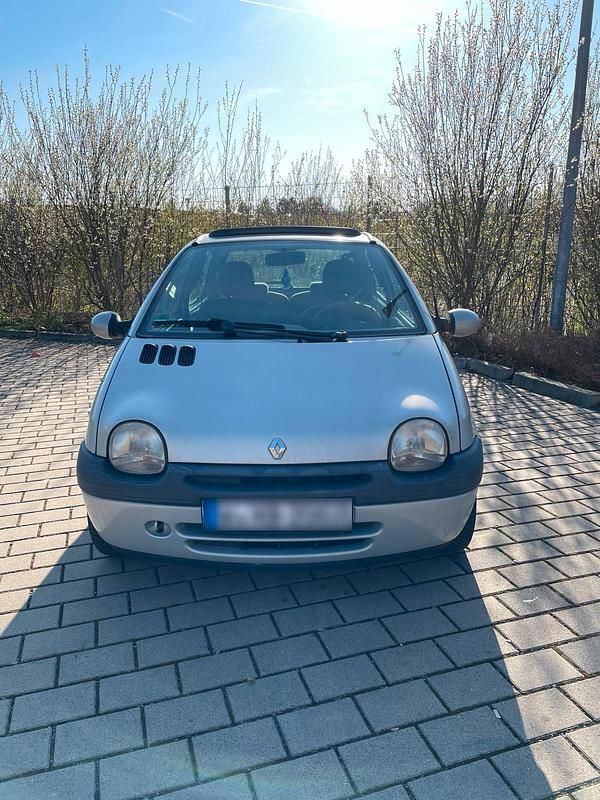 Gebraucht Renault Twingo 58 PS (42 kW) 2007 Silber Kleinwagen